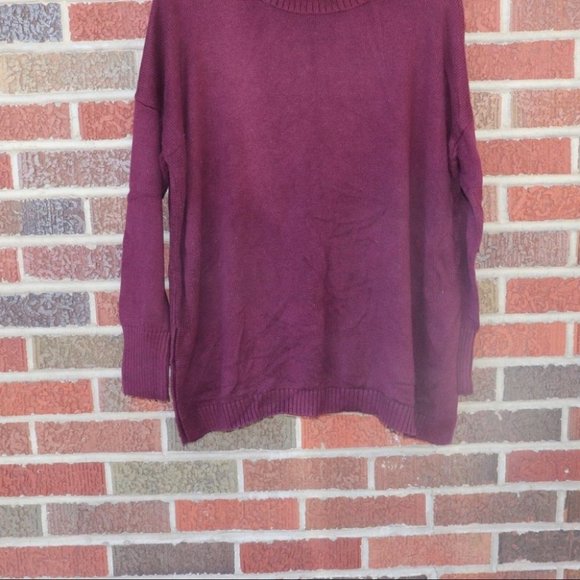 Halston Heritage Maroon Turtleneck Sweater - Picture 2 of 5